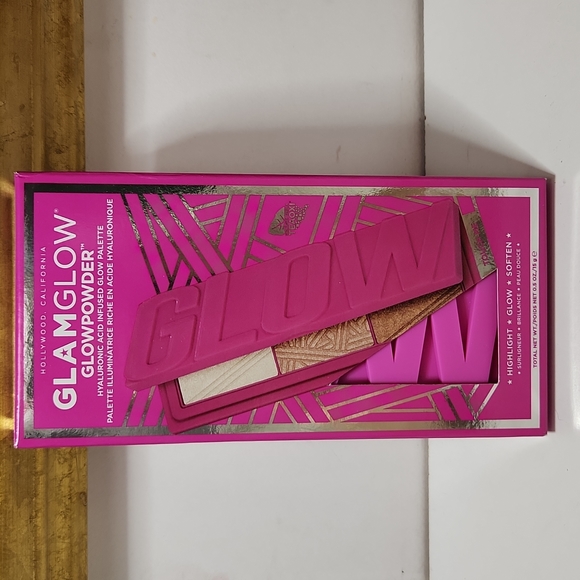 Glamglow glowpowder - Picture 1 of 3